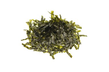 Beyaz arka planda izole edilmiş lezzetli yosun.. 