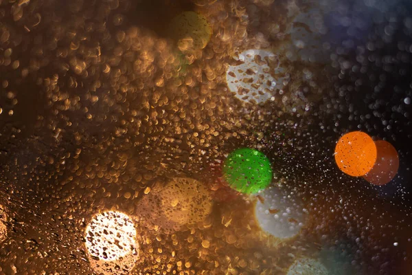 빗방울 빛으로 뒤덮인 — 스톡 사진