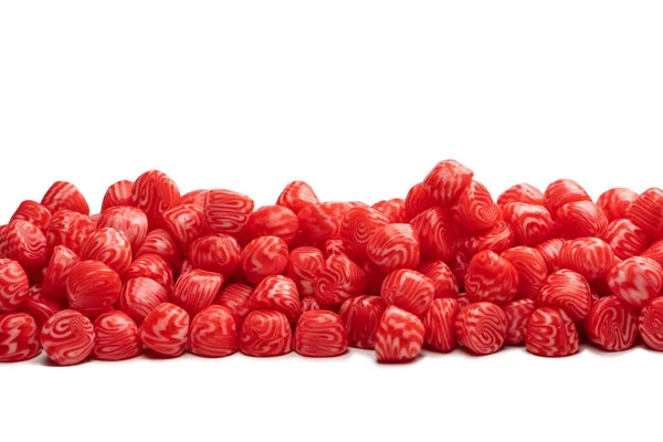 Rojo Redondo Sabrosos Caramelos Gomosos Islolados Sobre Fondo Blanco —  Fotos de Stock