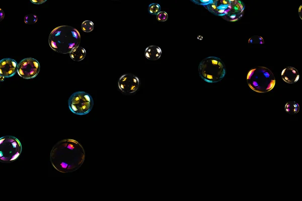 Мильні Бульбашки Ізольовані Чорному Тлі Копіювати Простір — стокове фото