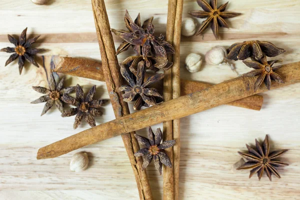 Cinnamon, Cardamon, Star Anise — Stock Photo, Image