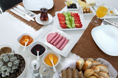 zengin ve leziz Türk Kahvaltı