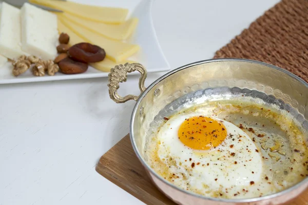 Rika och utsökt turkisk frukost — Stockfoto