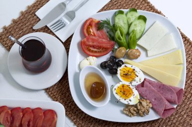 zengin ve leziz Türk Kahvaltı