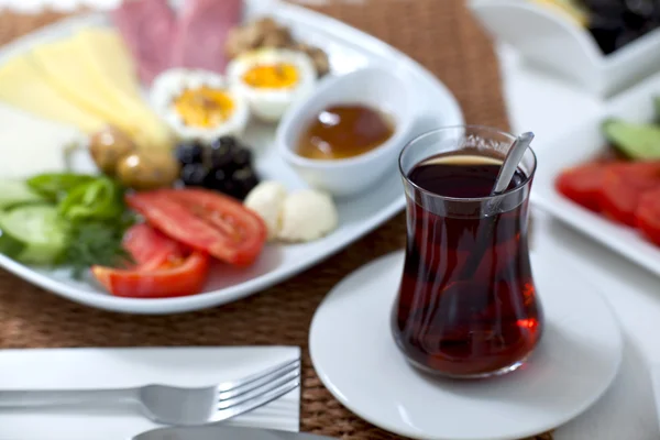 zengin ve leziz Türk Kahvaltı