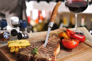 Barbekü Izgara biftek, köfte ve tavuk