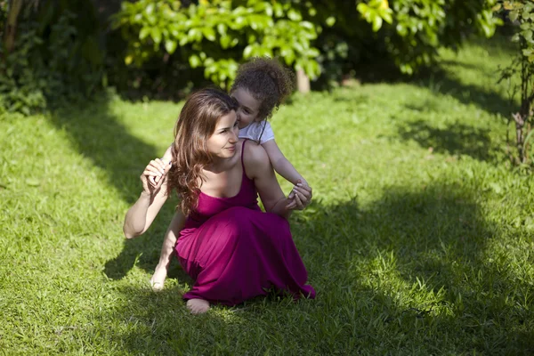 Madre y doughter —  Fotos de Stock