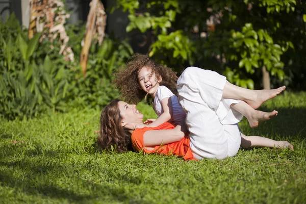 Madre y doughter —  Fotos de Stock