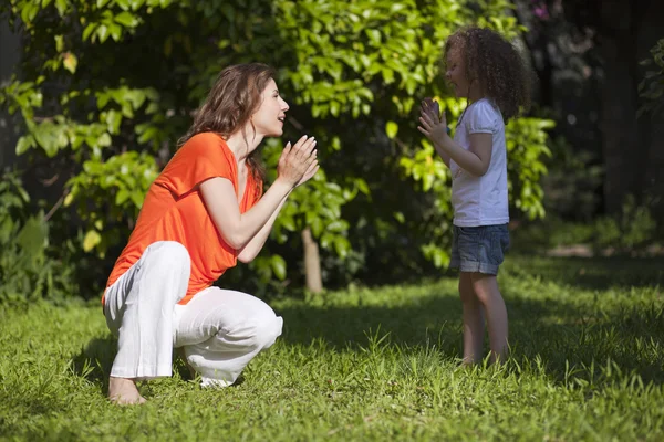 Mother and doughter — Stock Photo, Image