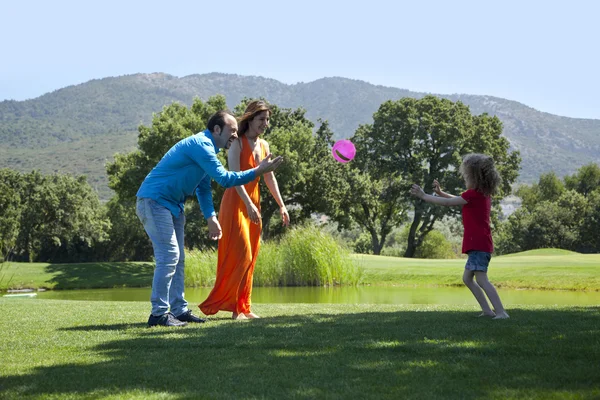 Family at park — Stock Photo, Image