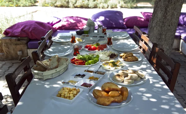 Turkiska och grekiska frukost — Stockfoto