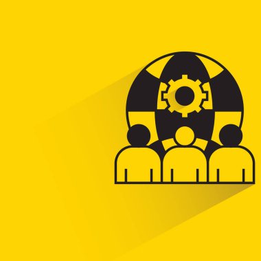 sarı arkaplanda bir grup insan ve dünya simgesi