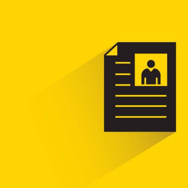 iş başvurusu veya sarı arkaplanda gölge ile devam