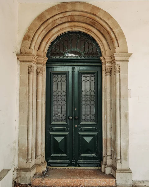 Beautiful Green Door Old Building Cyprus — Stock Photo, Image