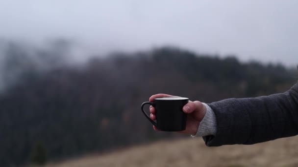 Person Pouring Out Coffee Moka Pot Cup Outdoors Front Foggy — Video Stock