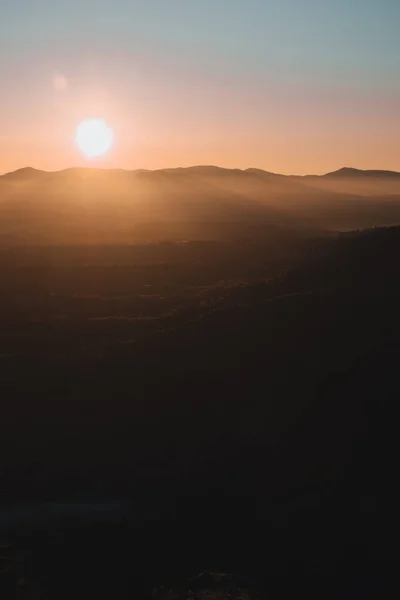 Sunrise Carpathian Mountains Autumn Foggy Landscape Beautiful Mountains View Morning — Stock Photo, Image