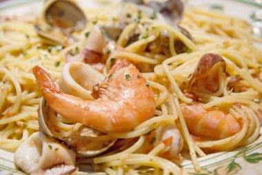 Deniz mahsulleri spagetti