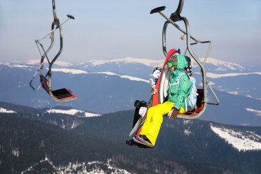 kayakçı Kayak lift üzerinde