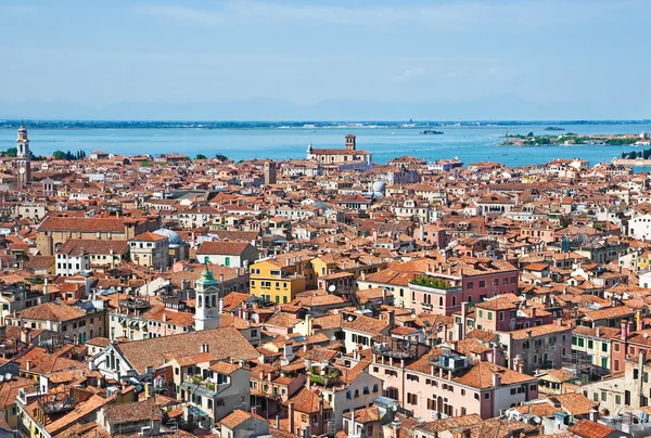 Venedig stadsbilden - Visa från campanile di san marco. Italien — Stockfoto