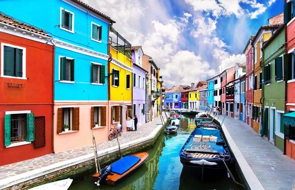Wenecja, kanał wyspie burano — Zdjęcie stockowe