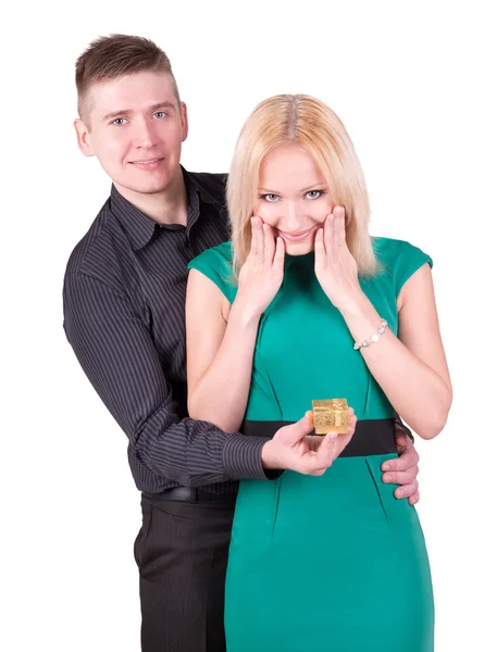 Man offering present to girlfriend — Stock Photo, Image