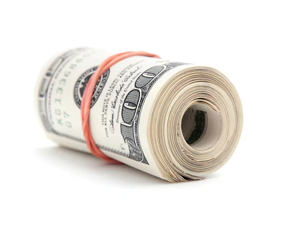 Rolo de notas de cem dólares isolado em um fundo branco — Fotografia de Stock