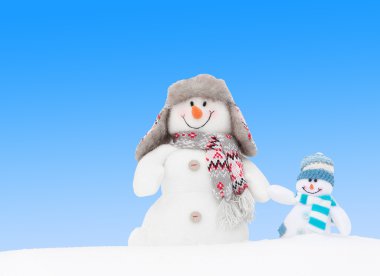 mutlu kış kardan adam aile veya arkadaş (kopya alanı)