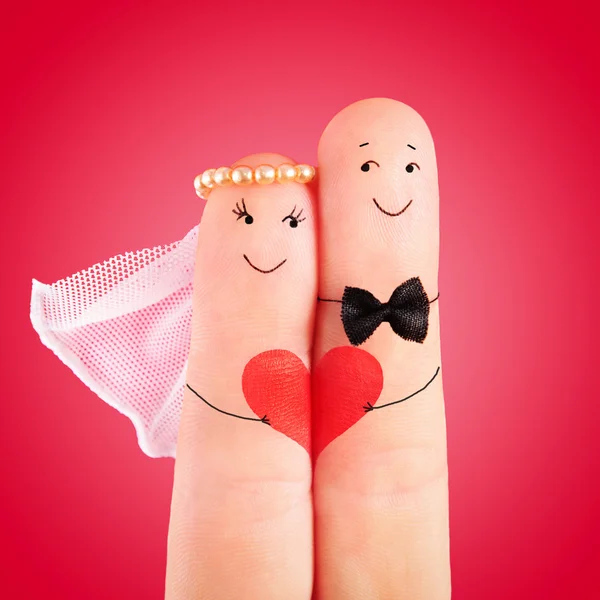 Recém-casados com coração — Fotografia de Stock