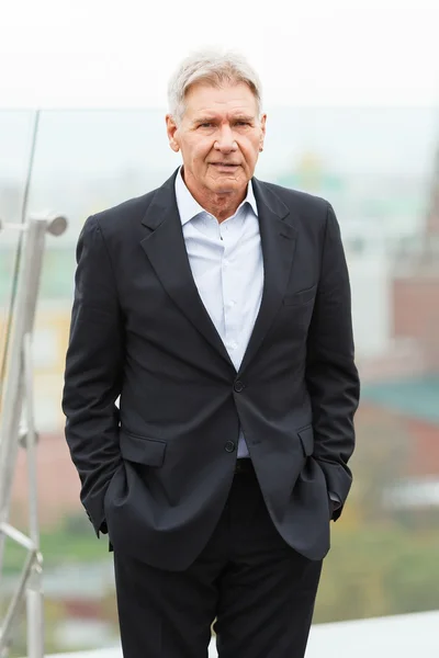 Harrison Ford neemt deel aan het fotogesprek 'Ender' s Game ' — Stockfoto