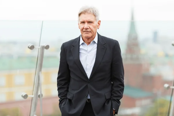 Harrison Ford se účastní fotografického hovoru "Enderova hra" — Stock fotografie