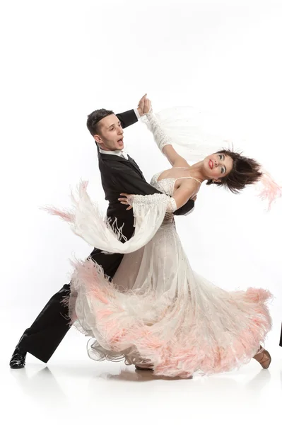 Beautiful couple in the active ballroom dance — Stock Photo, Image