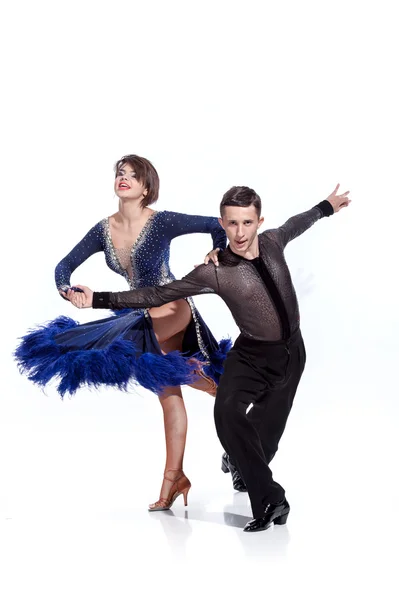 Beautiful couple in the active ballroom dance — Stock Photo, Image