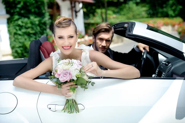 Bride and groom — Stock Photo, Image