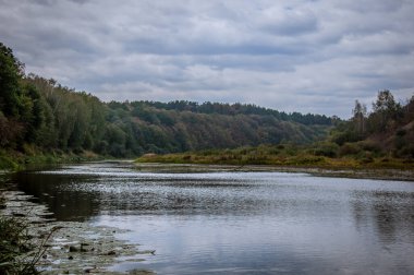 Nadsluchanskiy Bölgesel Peyzaj Parkı, Rivne bölgesinin Bereznivsky bölgesinde korunan bir bölgedir. Sluch nehri vadisinde yer almaktadır..