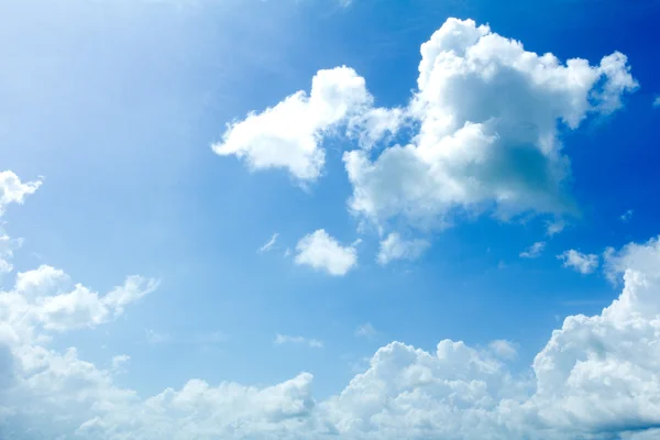 Blue Sky background with tiny clouds — Stock Photo, Image