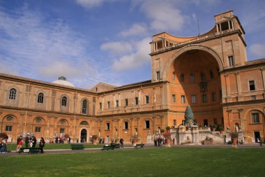 İtalya kültür anıtları