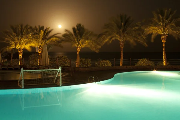 Piscina en el hotel — Foto de Stock