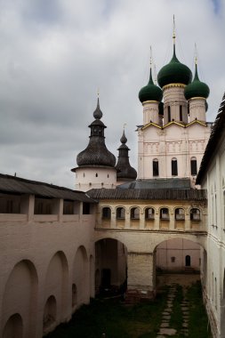 Kilise Rusya'nın altın yüzük