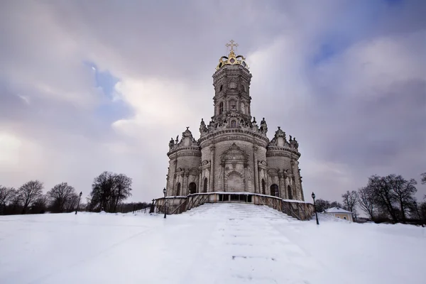 Winterkirchen. Podolsk, Russland. lizenzfreie Stockfotos