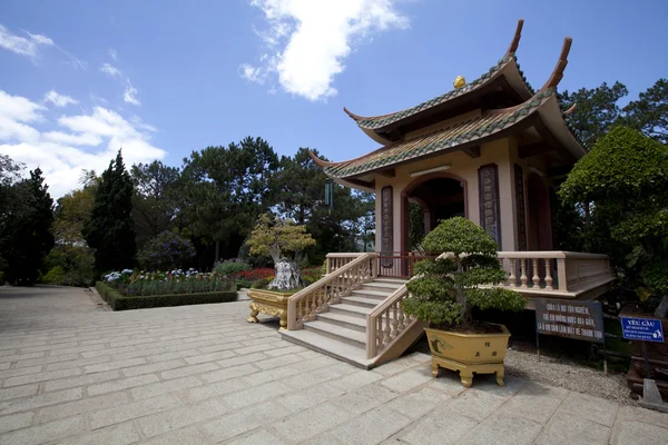 大叻的佛教寺院 — 图库照片