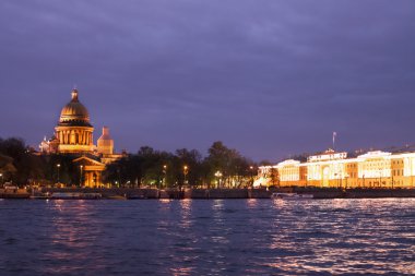 Saint petersburg gece görünümü