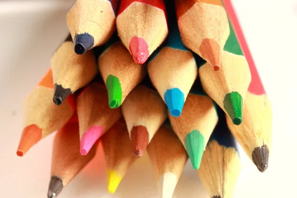 Montón Lápices Colores Antecedentes Material Escolar Papelería Infantil Fondo Macro —  Fotos de Stock