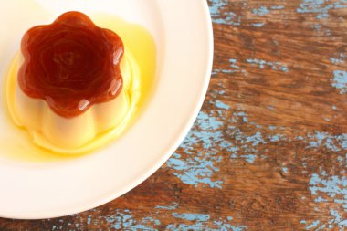 Caramel custard - pudding