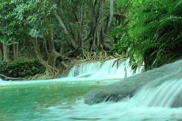 Cachoeira — Fotografia de Stock