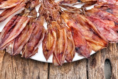 Kuru Mürekkep balığı