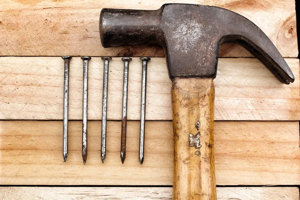 Hammer and nails — Stock Photo, Image