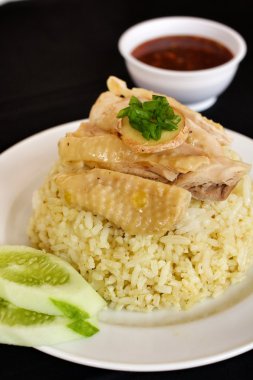 tavuk haşlanmış pirinç