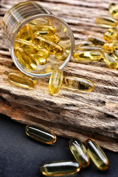 Cod liver oil capsules — Stock Photo, Image