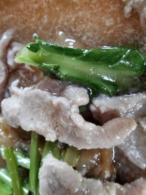 Kızarmış noodle pork