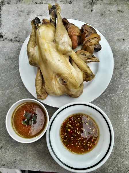 Pollo cocido preparado —  Fotos de Stock